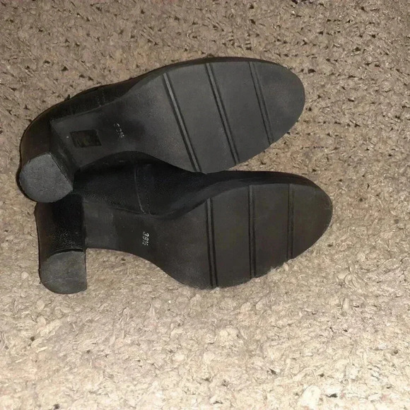 LA CANADIENNE-Black Leather-Snap Collar/Back Zip- Block Heel-Sz 38.5-Excellent - Picture 7 of 7